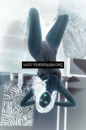 25 year old Asian Escort in Jeddah Mimi Escort