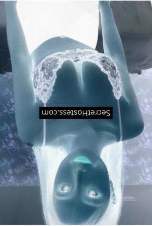 24 year old Asian Escort in Kuala Lumpur Mon Li, Agency