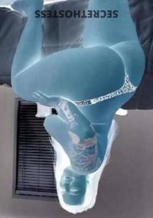 38 year old Escort in Omaha NE Yes I m 38 years mom $$Anal Oral Doggy Bj$$ Special Blowjob 