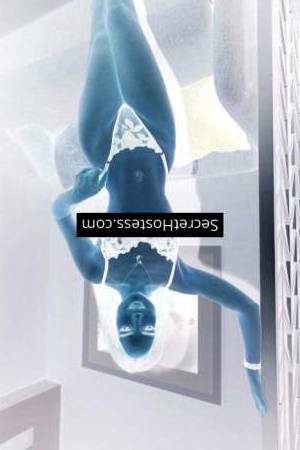 18 year old Escort in Dubai Alisa