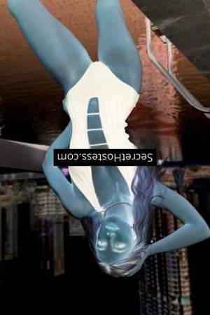 19 year old Caucasian Escort in Dubai Dana, Agency
