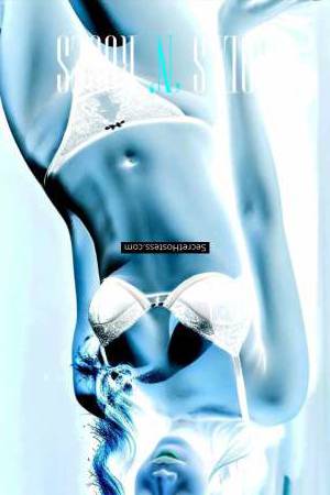 24 year old Escort in London Elite London Ebony Escort Love, Fitness, and Exploration 