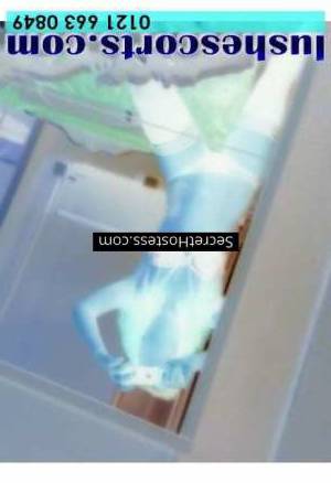 31 year old Caucasian (white) Escort in Birmingham Sabrina