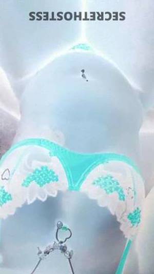 21 year old Escort in Detroit MI Incall and outcall Madison heights
