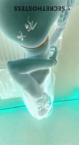 23 year old Latino Escort in Rochester NY Real Girl No Games Gfe Friendly Live video seeex Need a 