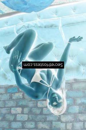 22 year old Latin Escort in Tirana Emily, Agency