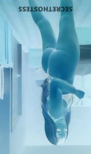 21 year old Italian Escort in Southern Maryland DC Wet Pussy Fantasies quick fix