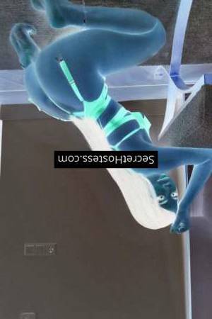 20 year old Hispanic Escort in Berlin Lolita, Agency