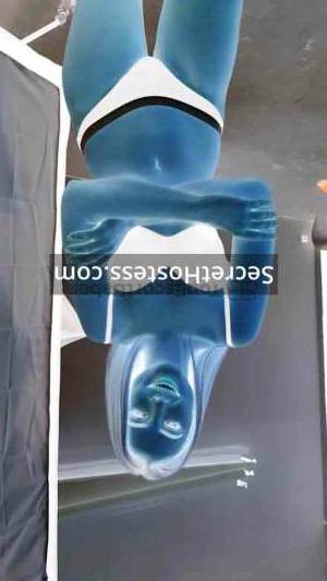 20 year old Russian Escort in Dubai Sonya, Agency