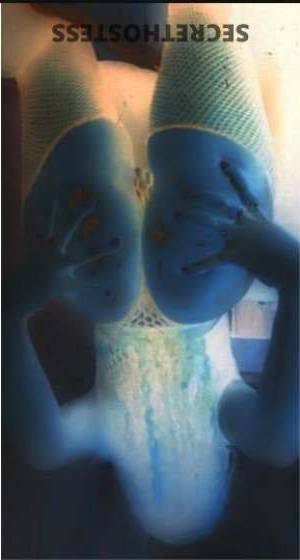 24 year old American Escort in Baton Rouge LA New in town! QV, pierced pussy, slim thick, quick nut