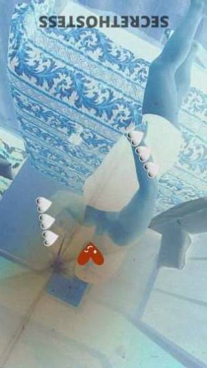 23 year old Indian Escort in Fresno CA SexC Mami