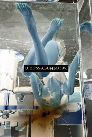 Dada Lela, Agency in Prague