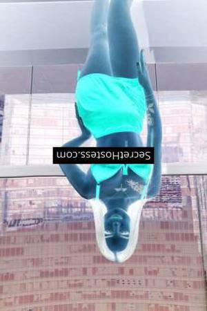 18 year old Escort in Dubai Diana