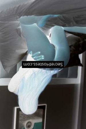 20 year old Caucasian Escort in Warsaw Jana, Agency