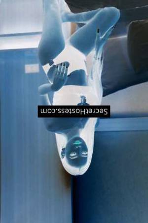 25 year old Asian Escort in Manila Kiara, Agency