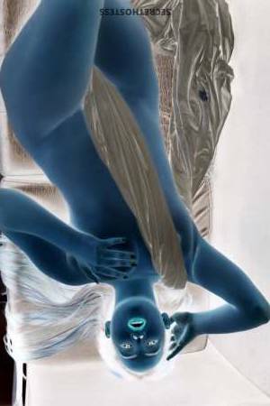 27 year old Indian Escort in Hyderabad Priyanka Reddy, escort