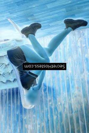 Dulce 21Yrs Old Escort 44KG 169CM Tall Barcelona Image - 5