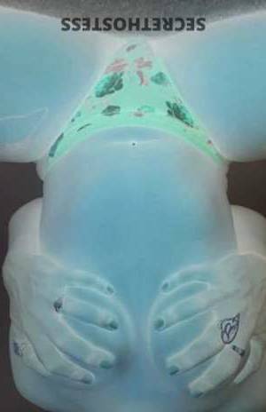 24 year old Escort in Rochester NY Wet Creamy Chocolate Fun