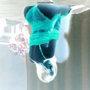 19 year old Asian Escort in Ho Chi Minh City Playful Mina