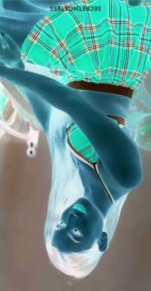 22 year old Asian Escort in Kolkata Samira