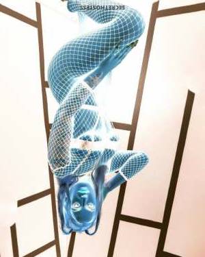 24 year old Escort in Nairobi Marie, escort
