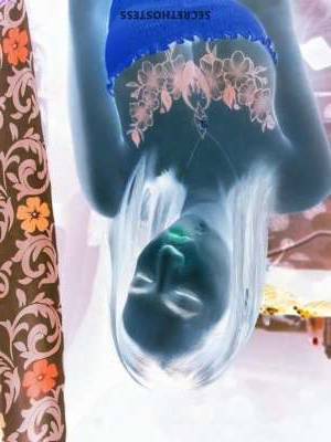 25 year old Indian Escort in Bangkok Lily Ts Escort