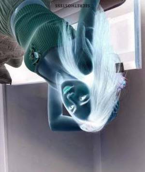 23 year old Escort in Tokyo Saab, escort