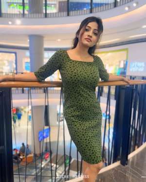 Radhika, escort in Pondicherry