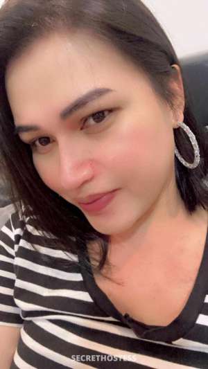 25 year old Asian Escort in Jeddah Gabbi, Transsexual escort