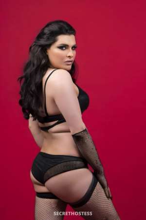 25 year old Escort in Jeddah قمر شيميل, Transsexual escort