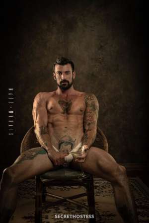 37 year old Italian Escort in Bangkok Italian Pinocchio, Male escort