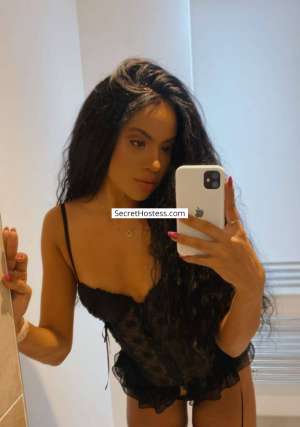23Yrs Old Latin Escort Black Hair Brown Eyes DD Cup Size 10  in Croydon