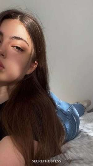 27 year old Escort in Kolkata Charlène