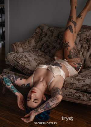 Lula Blue - Your Canadian Girlfriend in Calgary