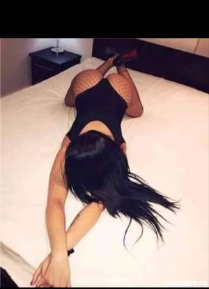 30Yrs Old Escort Brunette Brown Eyes B Cup 53KG 169CM Tall  in Bremen