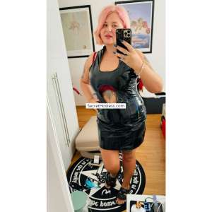 Blonde Maya Slough 32 year old Escort in Slough