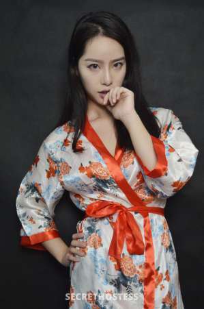 Ellen Hot Japanese Escort Strapon Domination Fetish in Dubai