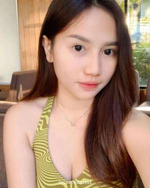 21 year old Escort in Jakarta Siska