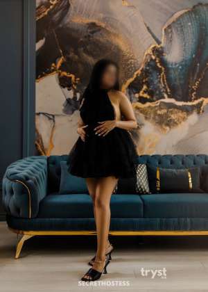 Priya Rao - Exotic proessional girlfriend in Toronto