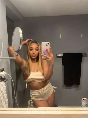25 year old Escort in Melbourne Alice Jason