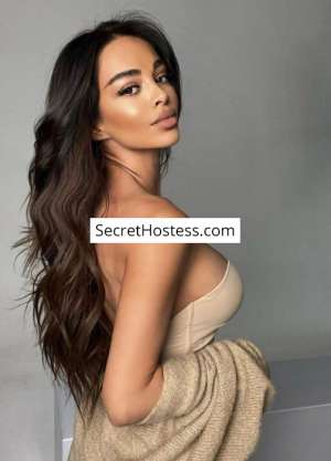 27 year old Mixed Race Escort in Rome Alisa, Agency