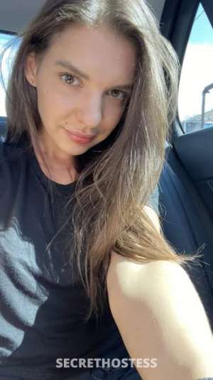 Alina Isabelle in Den Haag