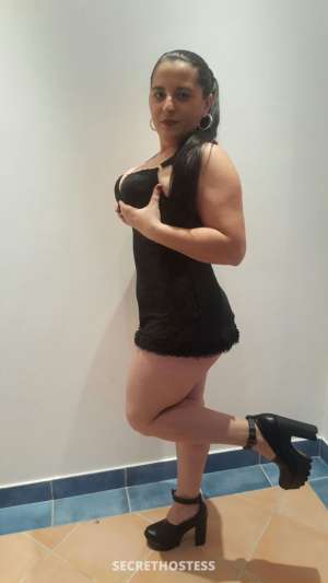 34 year old Romanian Escort in Muscat Elaa Romanian Escort Sex Toys Striptease