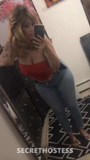 33 year old Escort in Chicago IL Arabian Cutie doing Incall Oaklawn area