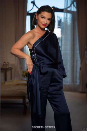 35 year old European Escort in Jurong east International Touring Adela