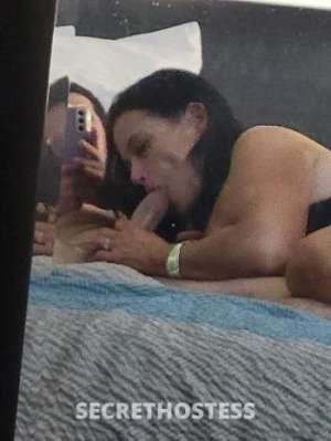 56 year old Asian Escort in St. Louis MO Text me Telegram QUEEN5090 OLD BEST HEAD Nasty and all kind 
