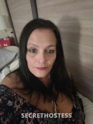 56Yrs Old Escort St. Louis MO Image - 2