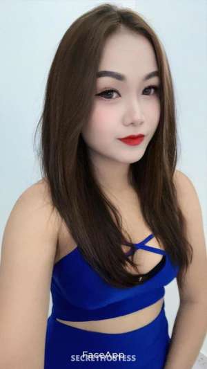 0 year old Escort in Al Manama Minnie 22 years old, escort