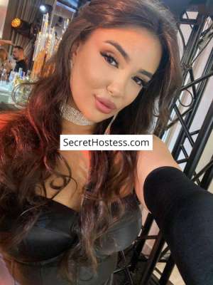 Kina 20Yrs Old Escort 52KG 170CM Tall Budapest Image - 4