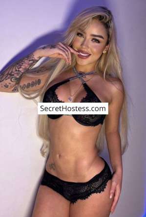 21 year old Latin Escort in Pristina Mía, Agency